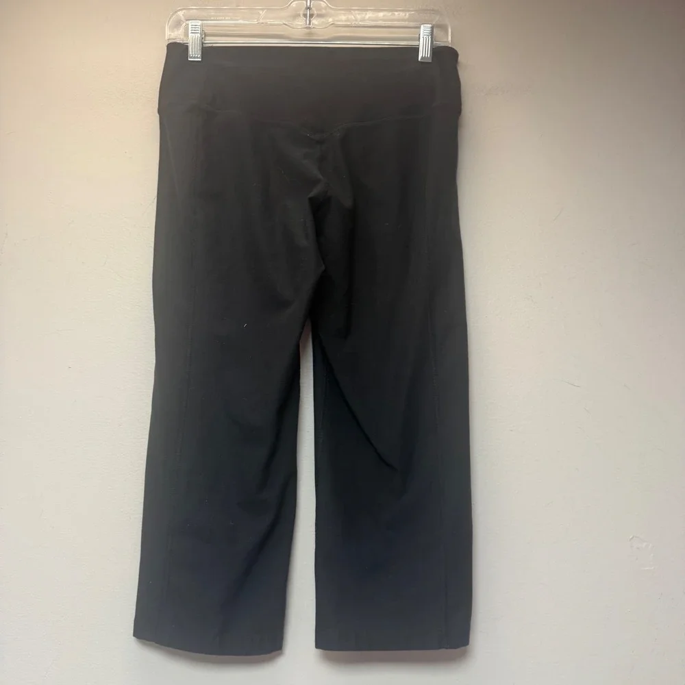 Nike Legend Pants Women Medium Black Excellent Dri-FIT Cropped Straight Leg